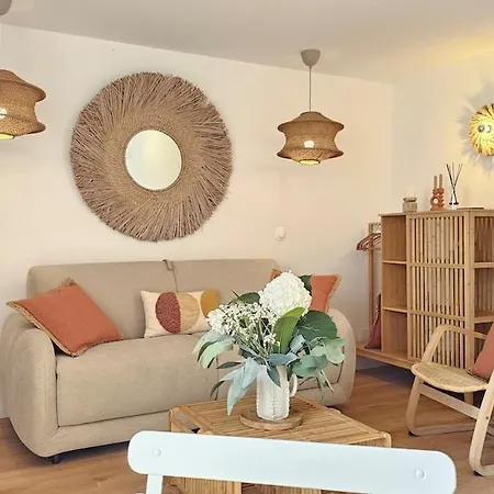 Splendide Parking Clim Terrasse * 사나리쉬르메르