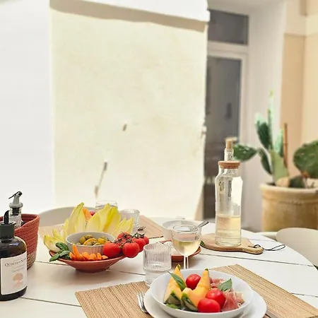 Splendide Parking Clim Terrasse 사나리쉬르메르