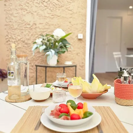 Splendide Parking Clim Terrasse