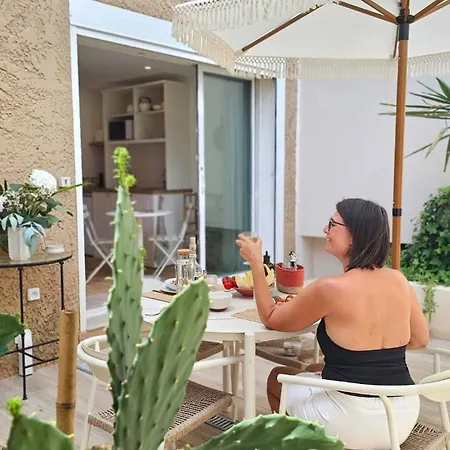 Splendide Parking Clim Terrasse * 사나리쉬르메르